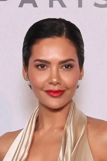 Фото Эша Гупта (Esha Gupta) #401710