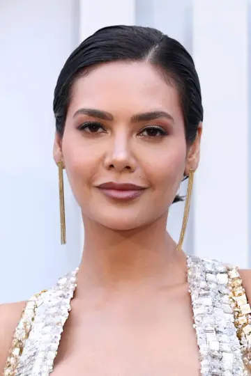 Фото Эша Гупта (Esha Gupta) #401711