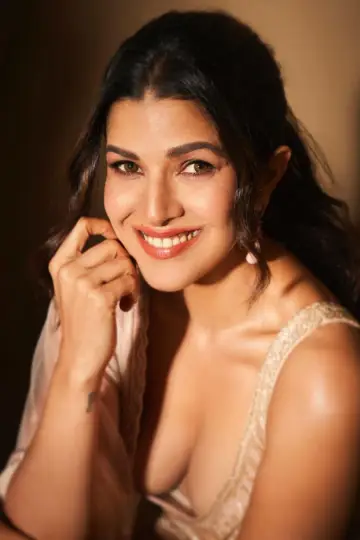 Фото Нимрат Каур (Nimrat Kaur) #491522