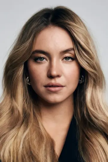 Фото Сидни Суини (Sydney Sweeney) #400471