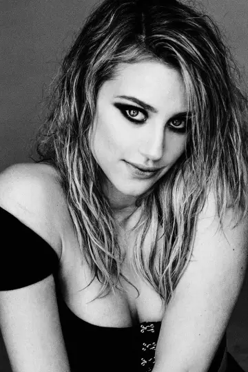 Фото Лили Рейнхарт (Lili Reinhart) #74092