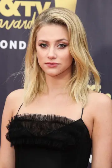 Фото Лили Рейнхарт (Lili Reinhart) #74095