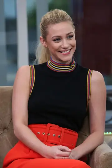 Фото Лили Рейнхарт (Lili Reinhart) #74096