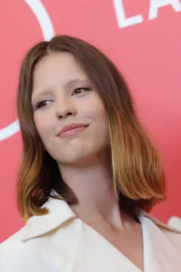 Фото Миа Гот (Mia Goth) #38831