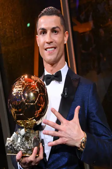 Фото Криштиану Роналду (Cristiano Ronaldo) #290665