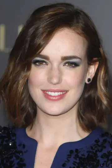 Фото Элизабет Хенстридж (Elizabeth Henstridge) #285850