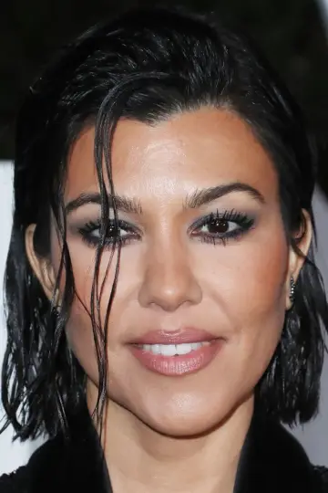 Фото  (Kourtney Kardashian Barker) #316001