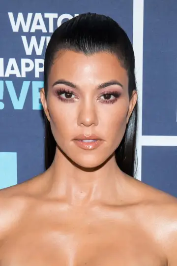 Фото  (Kourtney Kardashian Barker) #33830