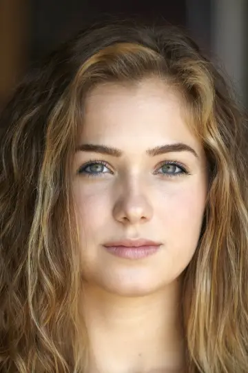Фото Хейли Лу Ричардсон (Haley Lu Richardson) #44944