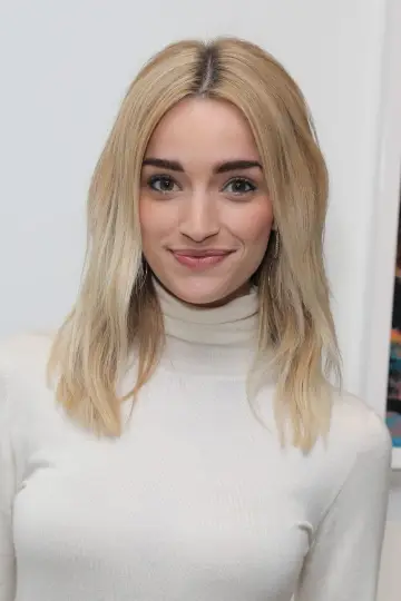 Фото Брайанн Хоуи (Brianne Howey) #51457