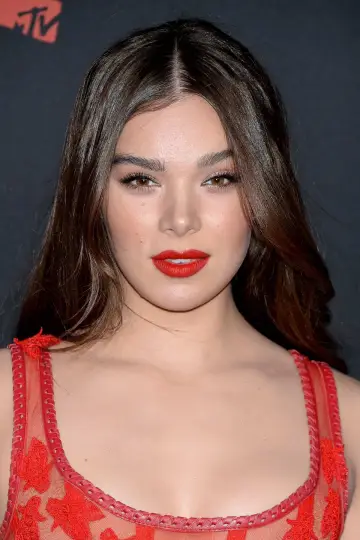 Фото Хейли Стайнфелд (Hailee Steinfeld) #65511