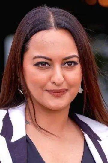 Фото Сонакши Синха (Sonakshi Sinha) #404166