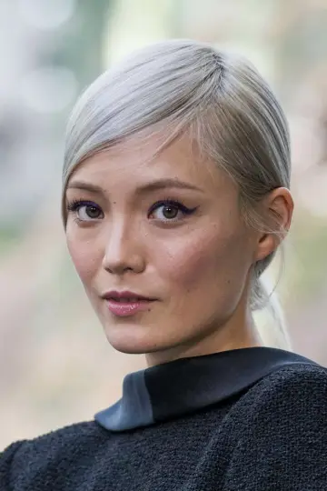 Фото Пом Клементьефф (Pom Klementieff) #3730