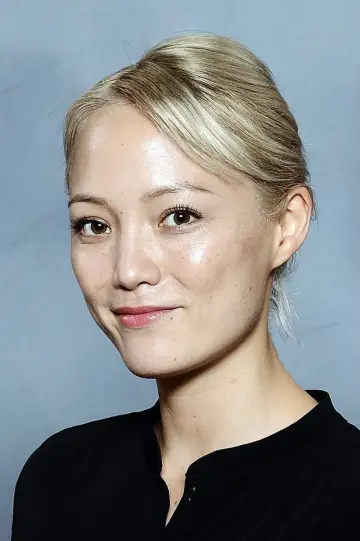 Фото Пом Клементьефф (Pom Klementieff) #3732