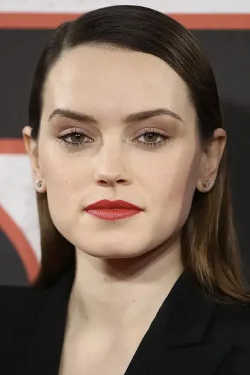 Фото Дейзи Ридли (Daisy Ridley) #491127