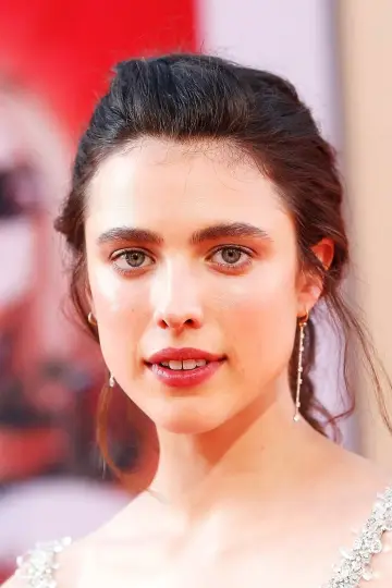 Фото Маргарет Куолли (Margaret Qualley) #32034