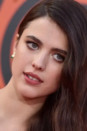 Фото Маргарет Куолли (Margaret Qualley) #32047