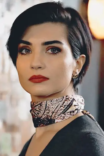 Фото Туба Бююкустун (Tuba Büyüküstün) #259276