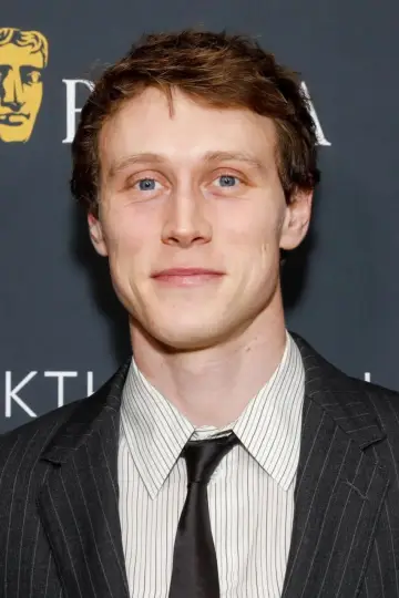 Фото Джордж Маккей (George MacKay) #46649