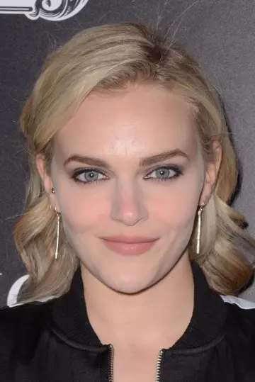 Фото Мадлен Брюэр (Madeline Brewer) #154483