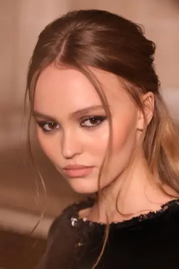 Фото Лили-Роуз Депп (Lily-Rose Depp) #89575