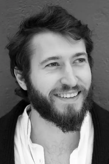 Фото  (MacLeod Andrews) #32354