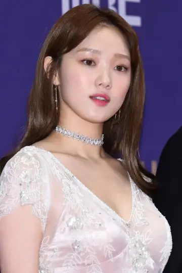 Фото Ли Сон Кён (Lee Sung-kyung) #320251