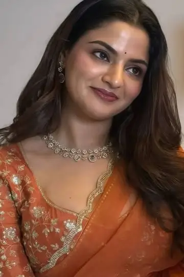 Фото Нихила Вимал (Nikhila Vimal) #406006