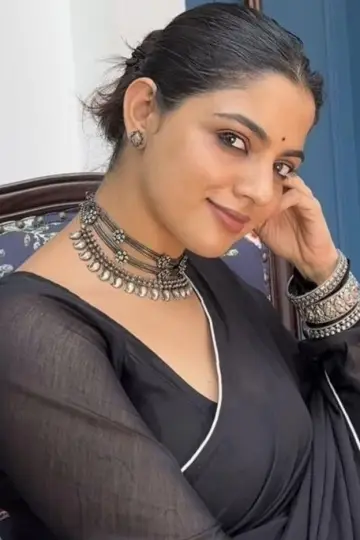 Фото Нихила Вимал (Nikhila Vimal) #406007