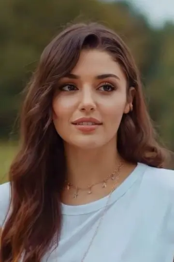 Фото Ханде Эрчел (Hande Erçel) #292763