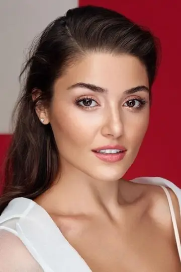 Фото Ханде Эрчел (Hande Erçel) #292769