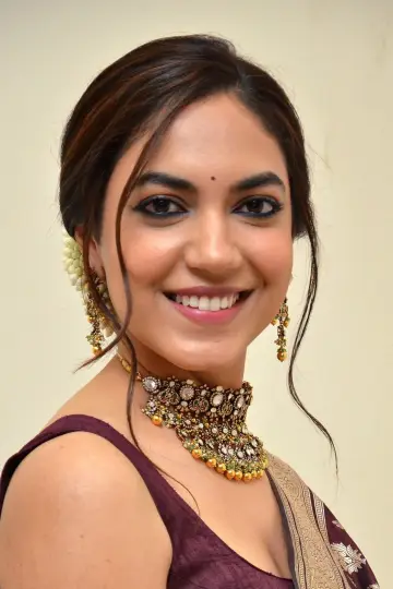 Фото  (Ritu Varma) #437032