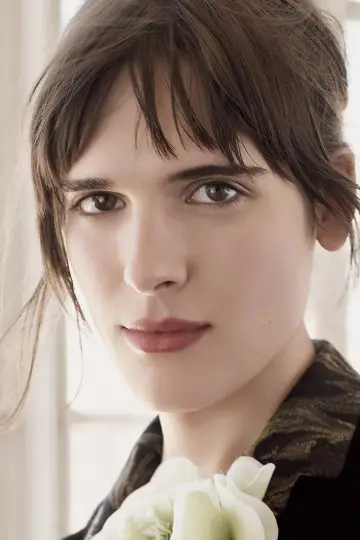 Фото Хари Неф (Hari Nef) #4606