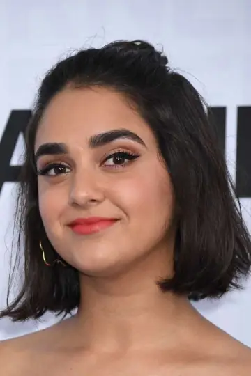 Фото Джеральдин Вишванатан (Geraldine Viswanathan) #94678