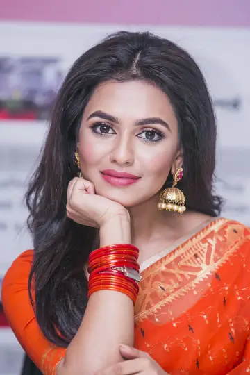 Фото  (Nusraat Faria Mazhar) #58529