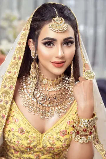 Фото  (Nusraat Faria Mazhar) #58530