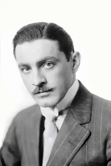 Фото Джон Бэрримор (John Barrymore) #341225