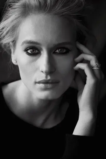 Фото Левен Рамбин (Leven Rambin) #21608