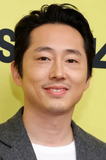 Фото Стивен Юн (Steven Yeun) #32860