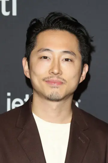Фото Стивен Юн (Steven Yeun) #32864