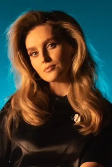 Фото  (Perrie Edwards) #191696