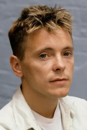 Фото Bernard Sumner