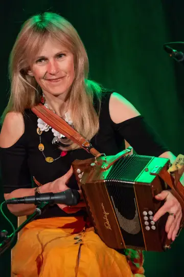 Фото  (Sharon Shannon) #440935