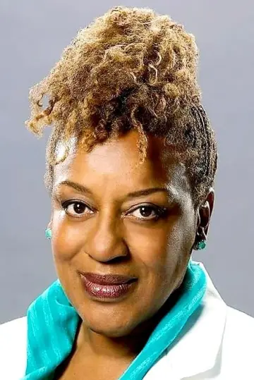 Фото Си Си Эйч Паундер (CCH Pounder) #65821