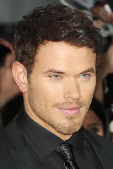 Фото Келлан Латс (Kellan Lutz) #16786