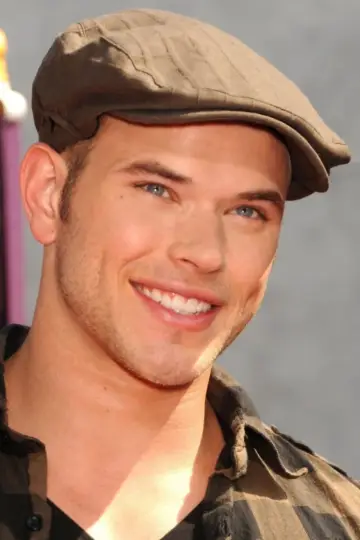 Фото Келлан Латс (Kellan Lutz) #16788