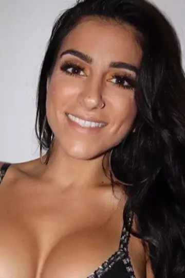 Фото Lena the Plug