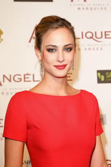 Фото Нора Арнезедер (Nora Arnezeder) #100387