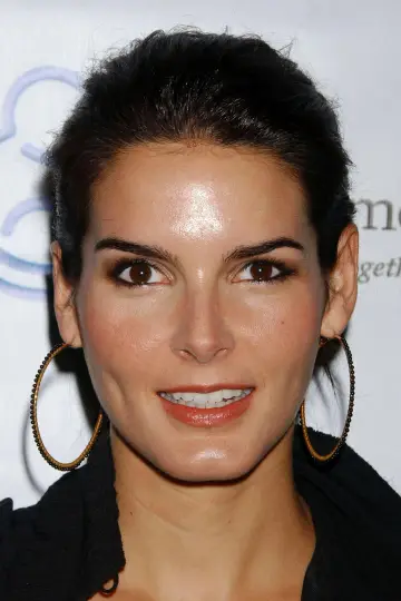 Фото Энджи Хармон (Angie Harmon) #100633