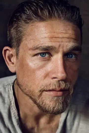 Фото Чарли Ханнэм (Charlie Hunnam) #31655